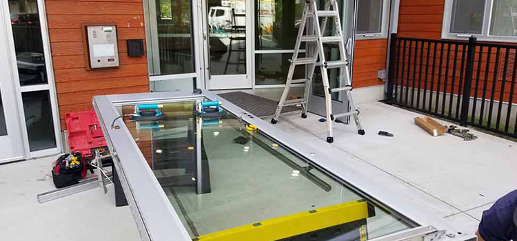 storefront door glass replacement Elgin, Illinois
